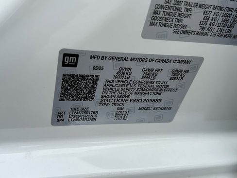 Used 2025 Chevrolet Silverado 2500 LT w/ Convenience Package image 56