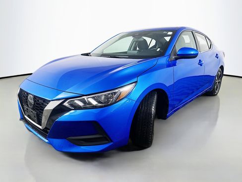 Used 2023 Nissan Sentra SV image 3