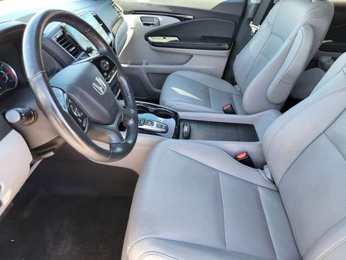 Used 2020 Honda Pilot Elite image 12