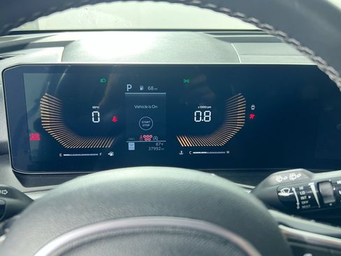 Certified 2024 Kia Sorento S FWD image 19