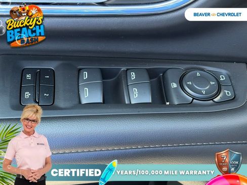 Used 2024 Chevrolet Suburban LT RWD image 30