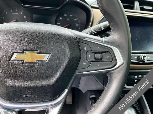 Used 2021 Chevrolet TrailBlazer ACTIV w/ Sun and Liftgate Package AWD/4WD image 17