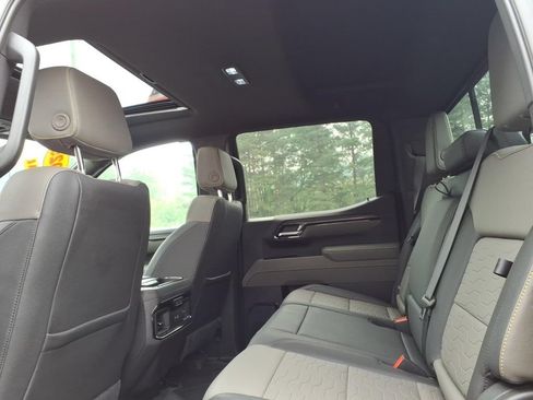 Used 2025 Chevrolet Silverado 1500 ZR2 w/ Technology Package AWD/4WD image 10