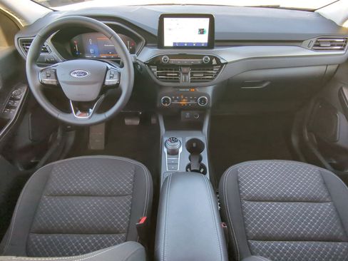 Used 2023 Ford Escape Active image 18