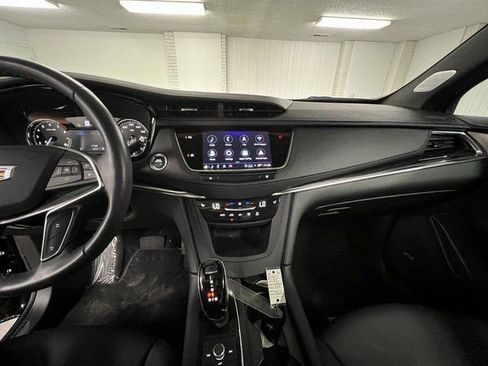 Certified 2024 Cadillac XT5 Premium Luxury w/ LPO, Premium Carpet Package image 16