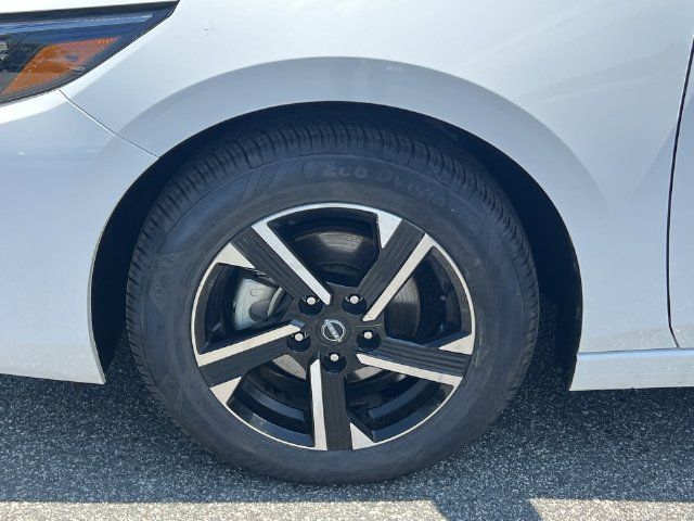 Used 2025 Nissan Sentra SV FWD image 38