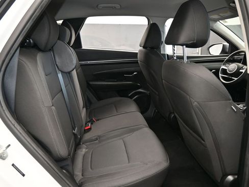 Used 2023 Hyundai Tucson SE image 34