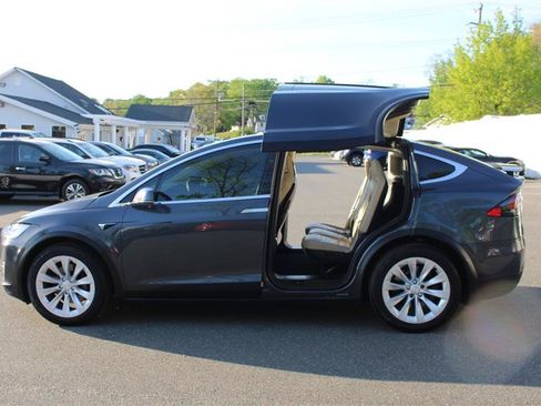 Used 2016 Tesla Model X 75D AWD/4WD image 6