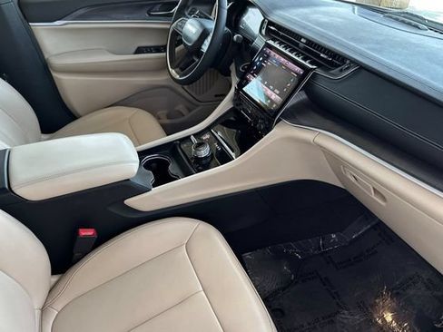 Certified 2024 Jeep Grand Cherokee Limited 4xe AWD/4WD image 16