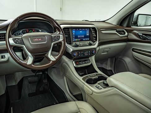 Used 2020 GMC Acadia SLT FWD image 29