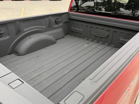 Certified 2022 Ford F150 Lariat w/ Equipment Group 502A High AWD/4WD image 8