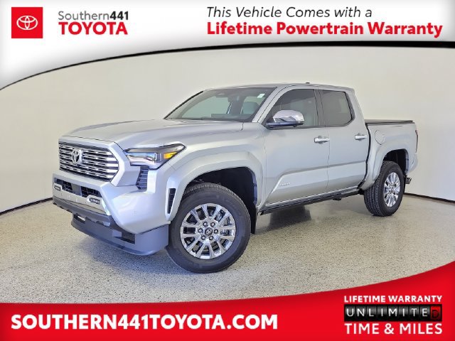 Used 2025 Toyota Tacoma Limited AWD/4WD image 1