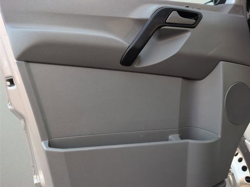 Used 2016 Mercedes-Benz Sprinter 3500 image 15