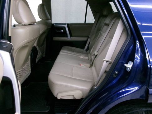 Used 2016 Toyota 4Runner Limited image 15