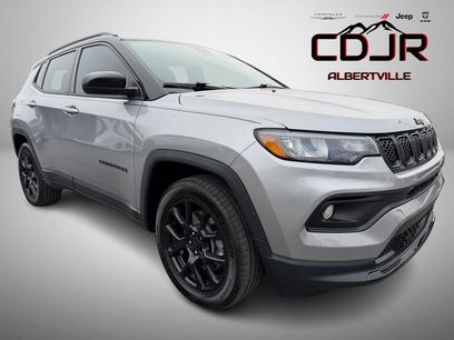 Used 2024 Jeep Compass Latitude w/ Convenience Group