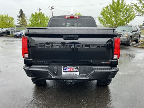 Used 2024 Chevrolet Colorado ZR2 w/ Technology Package AWD/4WD image 4