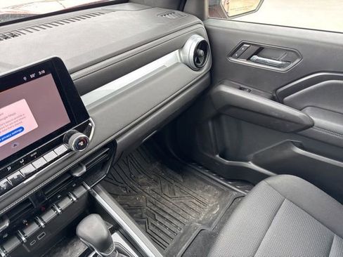 Used 2023 Chevrolet Colorado LT w/ LT Convenience Package image 31