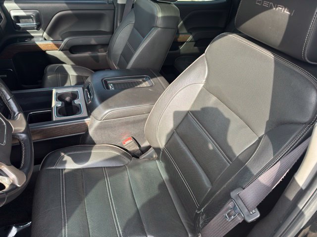 Used 2017 GMC Sierra 1500 Denali w/ Denali Ultimate Package AWD/4WD image 6