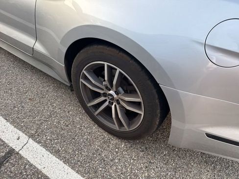 Used 2015 Ford Mustang GT image 7