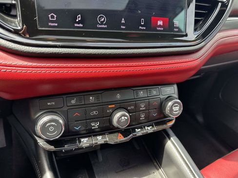 Used 2021 Dodge Durango R/T w/ Blacktop Package image 23