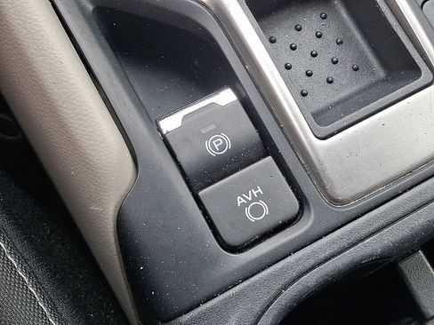 Used 2023 Subaru Forester AWD/4WD image 26