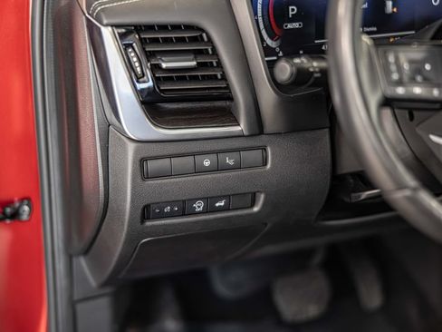 Used 2023 Nissan Rogue Platinum AWD/4WD image 21