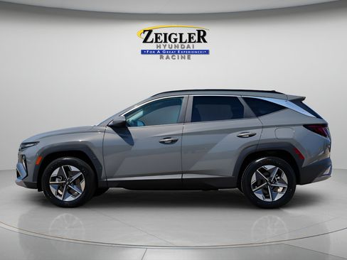 Certified 2026 Hyundai Tucson SEL Plus AWD/4WD image 4