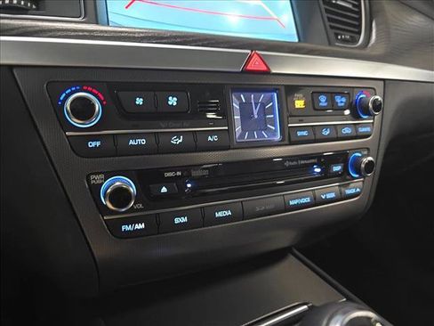 Used 2017 Genesis G80 3.8 w/ Option Group 03 image 26