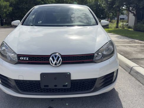 Used 2013 Volkswagen Golf 4-Door image 3