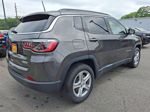 Certified 2023 Jeep Compass Latitude AWD/4WD image 6