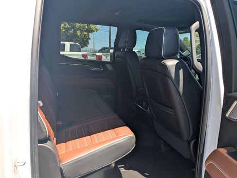 Used 2024 GMC Sierra 1500 Denali Ultimate AWD/4WD image 33