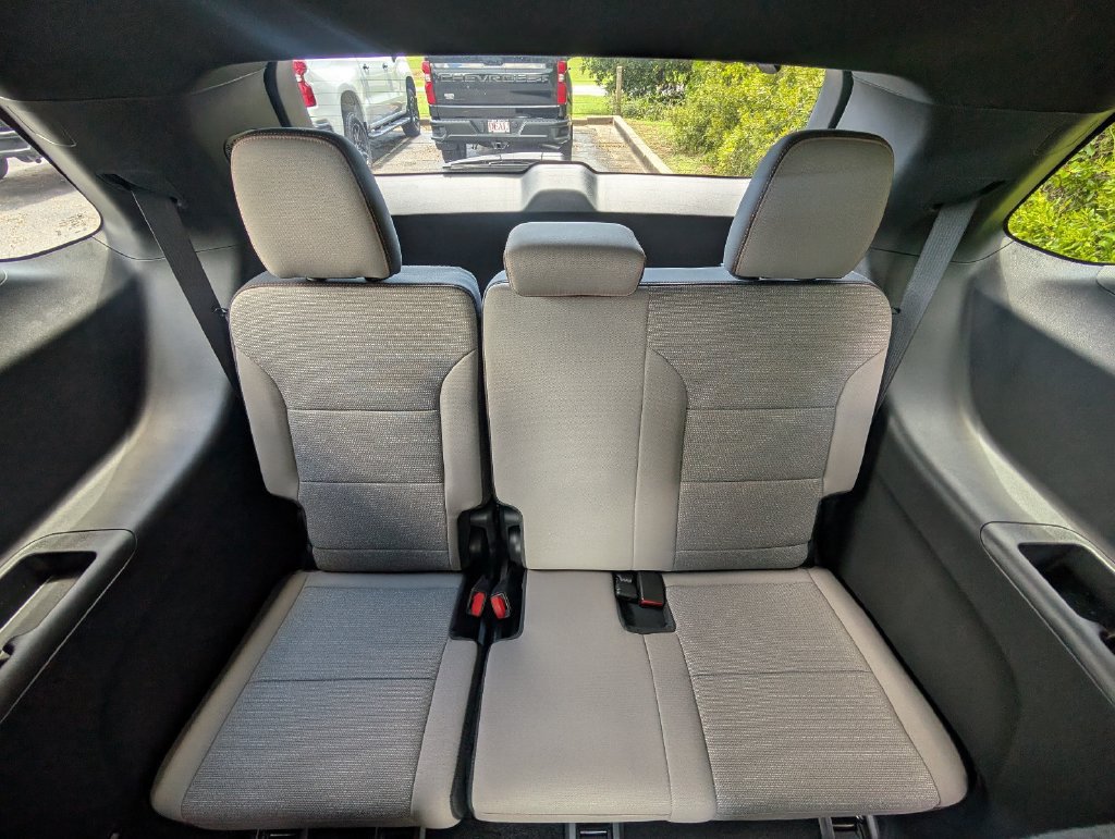 New 2027 Chevrolet Traverse LT FWD image 31