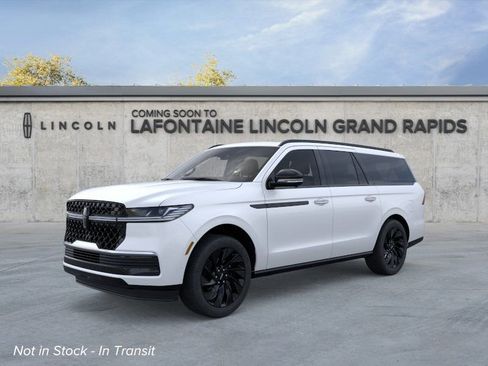 New 2026 Lincoln Navigator L Reserve AWD/4WD image 1