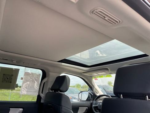 Used 2025 Ford Expedition Active AWD/4WD image 40