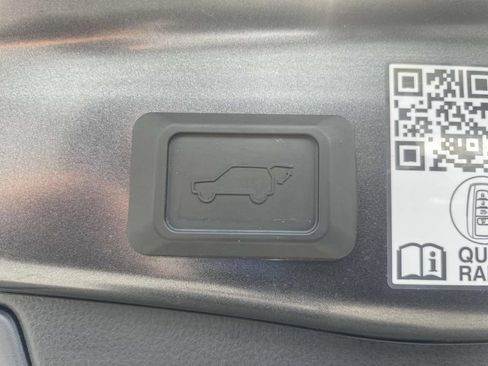Used 2023 Toyota RAV4 Limited FWD image 17