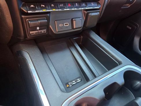Used 2021 GMC Sierra 1500 AT4 w/ AT4 Value Package AWD/4WD image 21