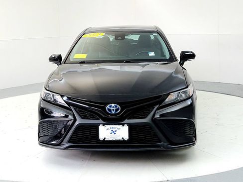 Certified 2024 Toyota Camry SE FWD image 8
