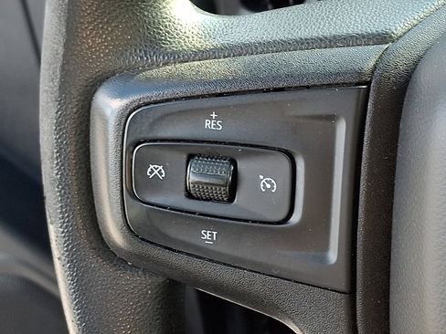 Used 2021 Chevrolet Silverado 2500 Custom w/ Custom Convenience Package image 21