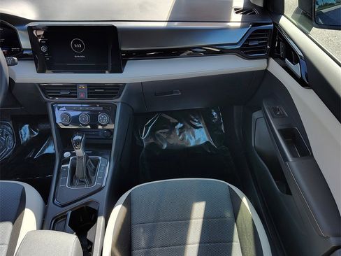 Used 2025 Volkswagen Taos S image 13