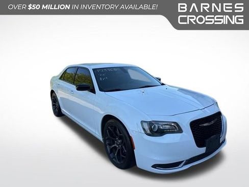 Used 2020 Chrysler 300 Touring w/ Sport Appearance Package RWD image 1