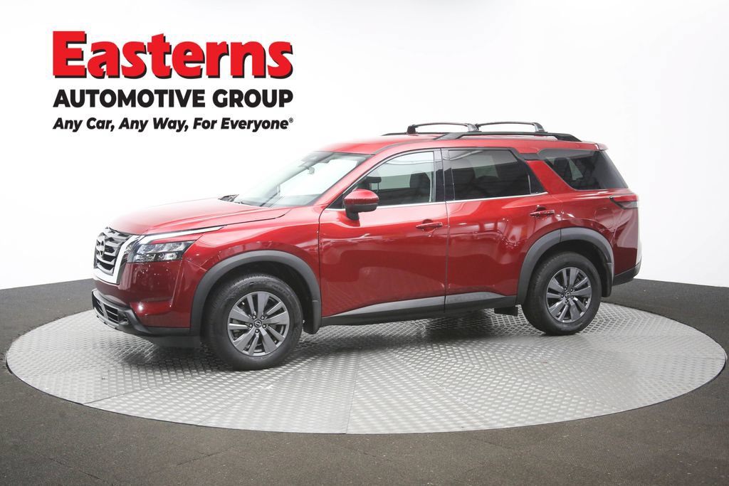 Used 2024 Nissan Pathfinder SV AWD/4WD image 60