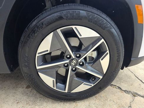 Used 2025 Hyundai Tucson SEL FWD image 23