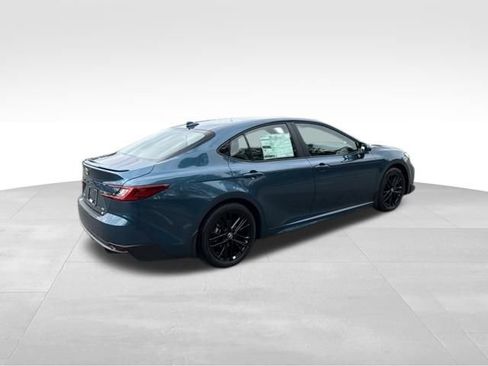 New 2026 Toyota Camry SE image 5