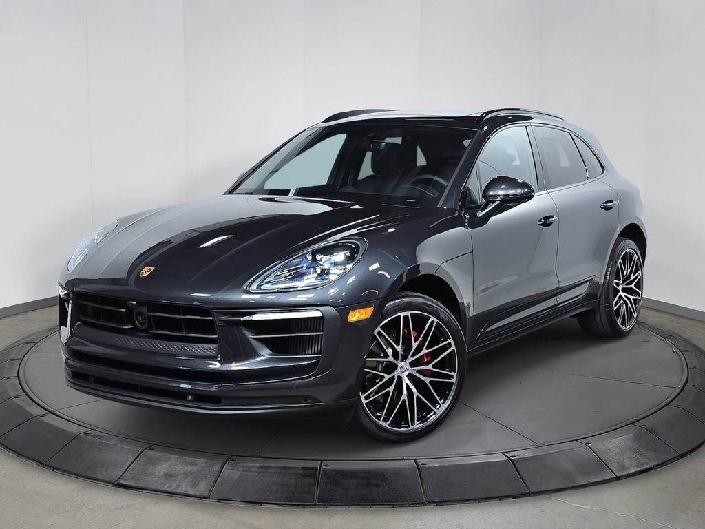 Certified 2026 Porsche Macan S AWD/4WD image 1