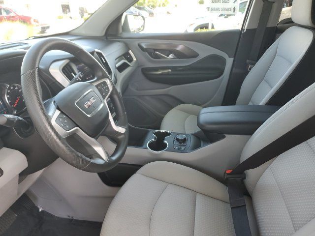 Used 2023 GMC Terrain SLE w/ Driver Convenience Package FWD image 21