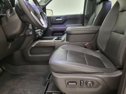Certified 2021 GMC Sierra 1500 SLT image 3