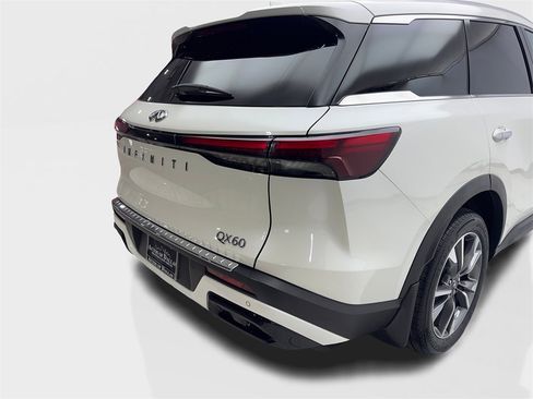 Used 2023 INFINITI QX60 Luxe w/ Cargo Package image 18