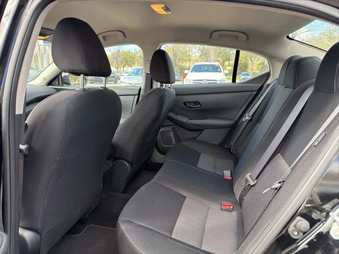 Used 2025 Nissan Sentra SV image 10