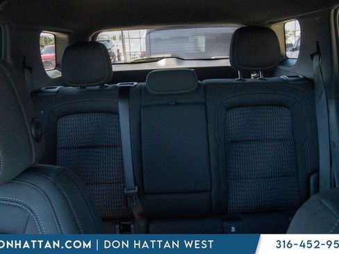 Used 2025 Chevrolet Equinox LT FWD image 17