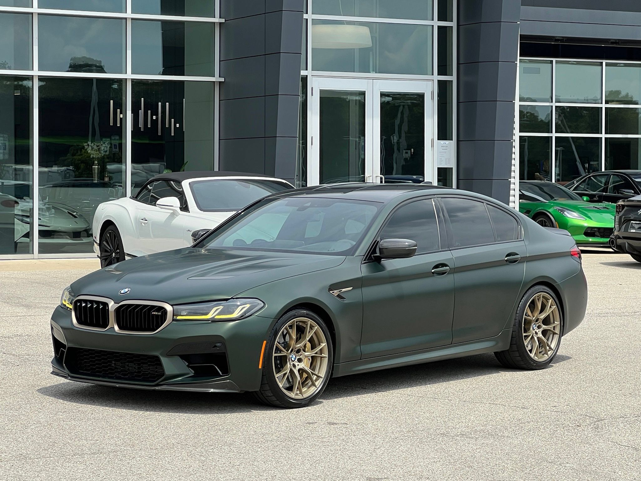 Used 2022 BMW M5 CS AWD/4WD image 2